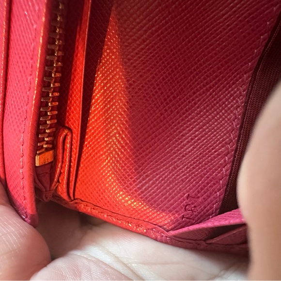 Prada Saffiano Leather Wallet in Peonia Raspberry - Picture 7 of 13